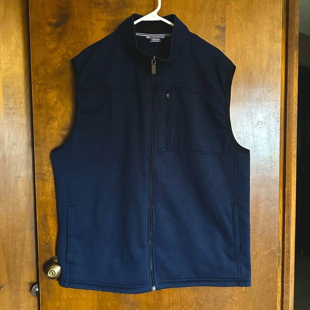 IZOD Men’s Fleece Vest